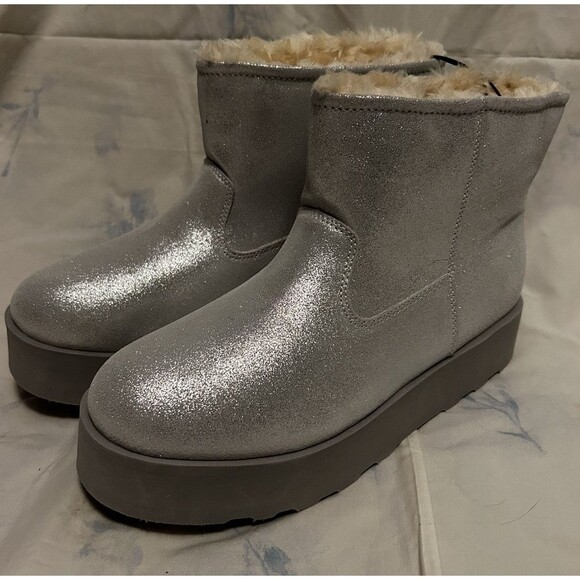 time and tru women's genuine suede platform cozy boots size 9 NWT Silver Sparkle - Picture 2 of 7